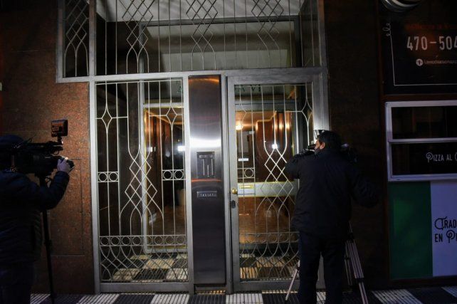 El frente del edificio céntrico donde ocurrió el femicidio. 