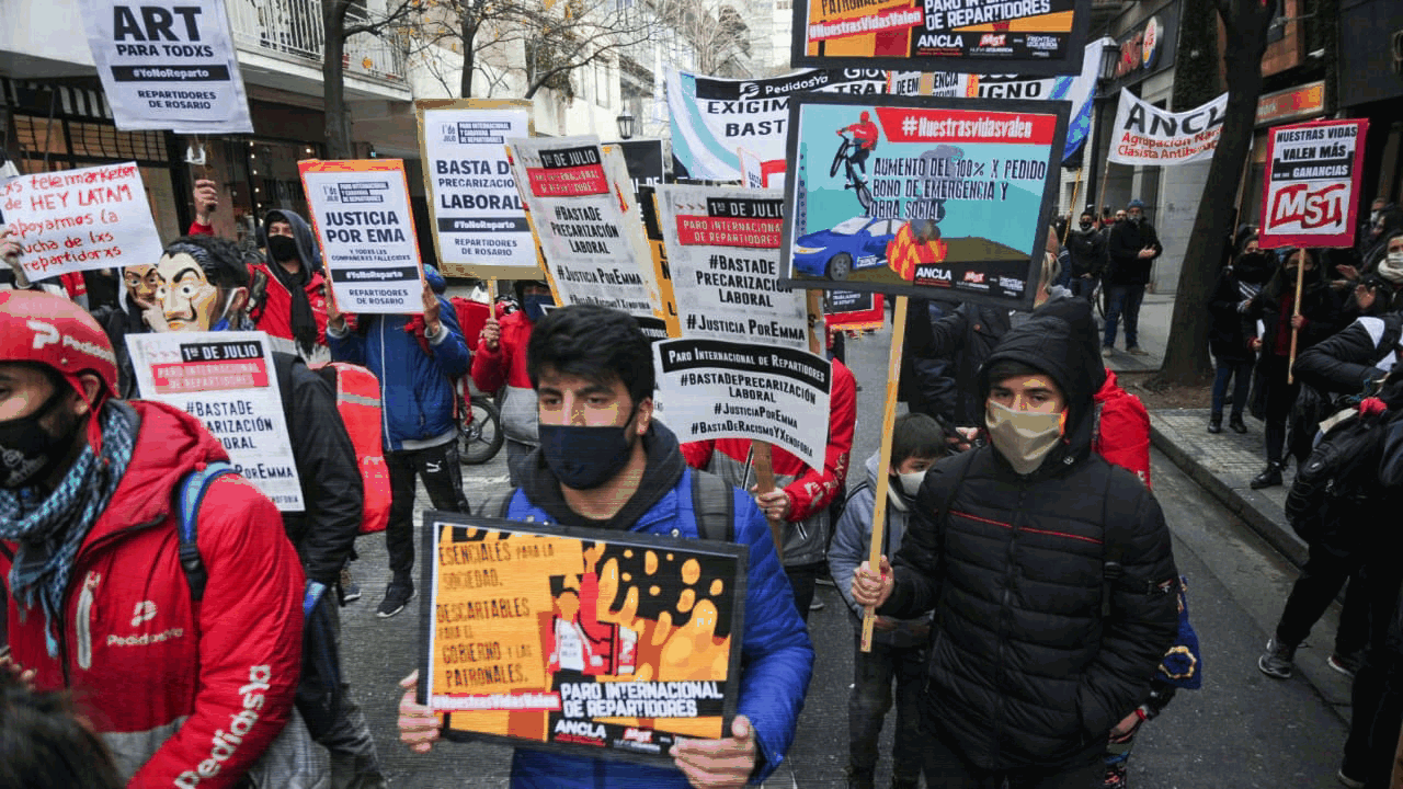 Trabajadores precarizados marcharon por el centro en reclamo de derechos laborales