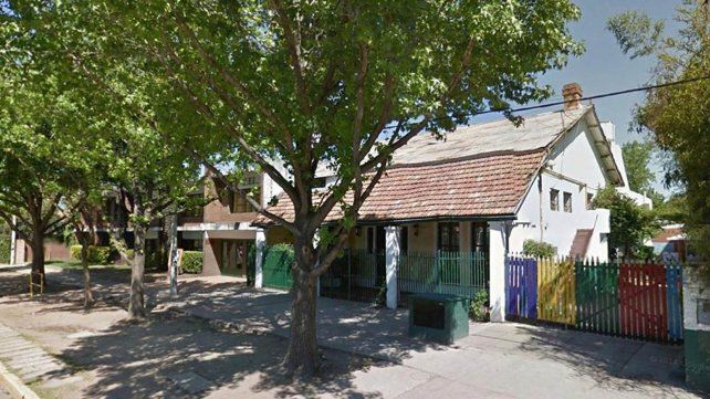 La Integral de Fisherton se encuentra en avenida Morrison al 7900. La educadora guarda una lista con los nombres de los primeros ni&ntilde;os y ni&ntilde;as del jard&iacute;n.
