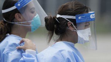 Rosario registró 51 casos nuevos de coronavirus y la provincia, otra vez notificó 101 Rosario registró 51 casos nuevos de coronavirus y la provincia, otra vez notificó 101