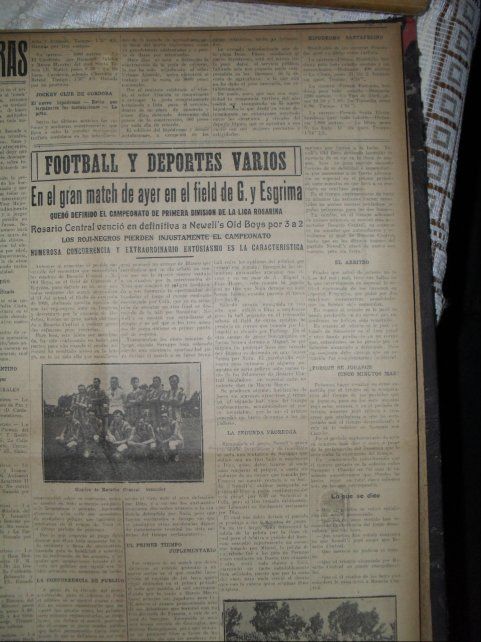 El diario Crónica de la época también reflejó el clásico jugado en Gimnasia y Esgrima.