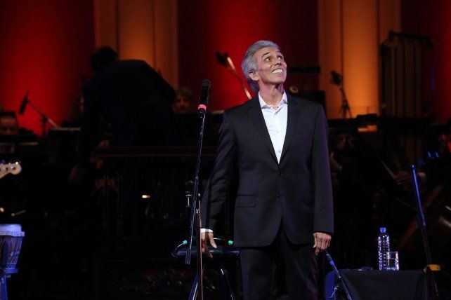 &ldquo;Es muy dif&iacute;cil imaginarte sin el aplauso&rdquo;, dijo el cantante sobre la experiencia in&eacute;dita del streaming.