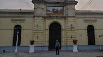 Tiro Suizo: El presidente Claudio Polo se refirió a los 131 años que estará cumpliendo mañana el gigante de la zona sur. Tiro Suizo: El presidente Claudio Polo se refirió a los 131 años que estará cumpliendo mañana el gigante de la zona sur.