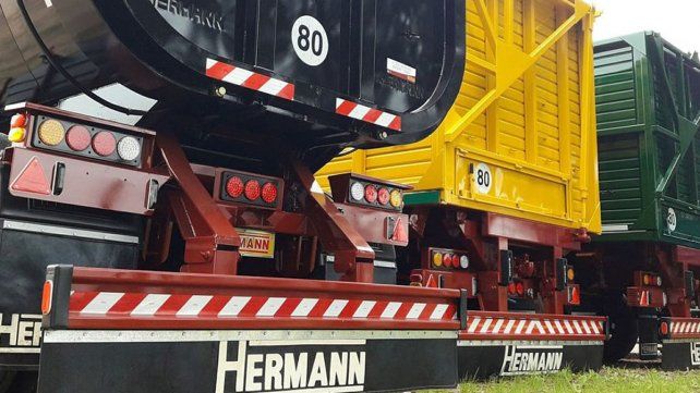 Fábricas de acoplados de Entre Ríos lideran la industria nacional Fábricas de acoplados de Entre Ríos lideran la industria nacional