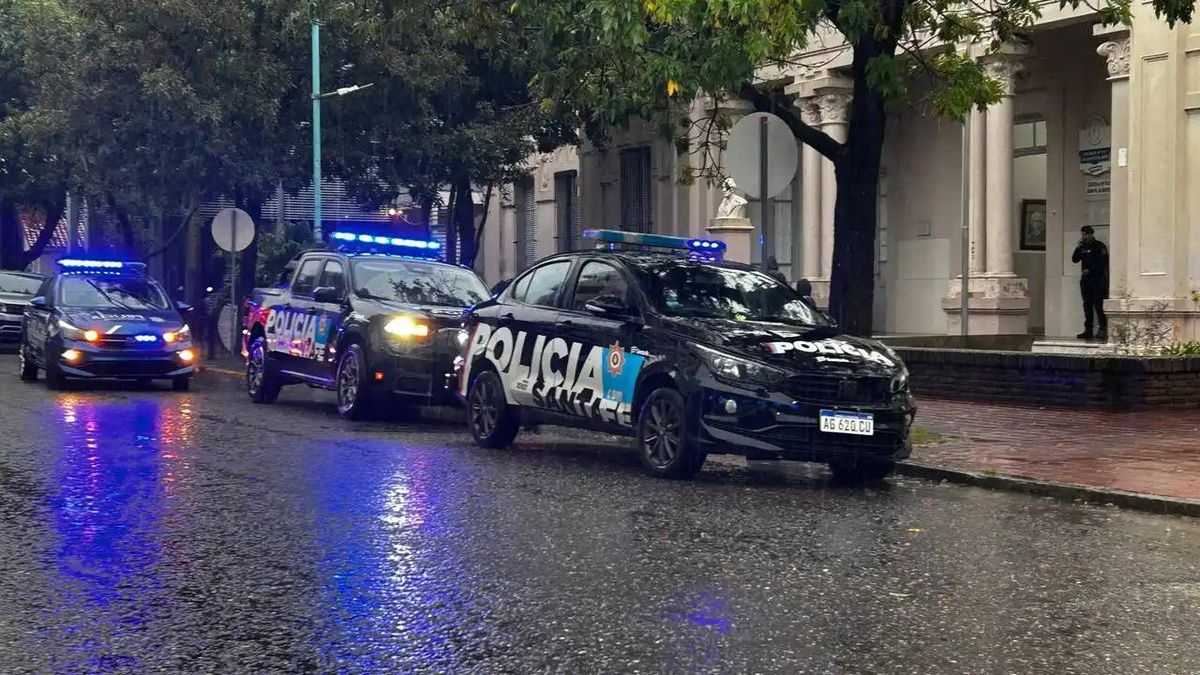 Un estudiante llevó un arma de aire comprimido a una escuela de Rafaela