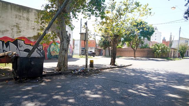 Pasaje Independencia y Vera Mujica, en barrio San Francisquito. Allí fue asesinado Wilson Daniel Perdomo Silveira, dueño de la hamburguería “Milton”.