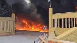 El incendio y explosión se produjo en una empresa de transportes de Totoras.
