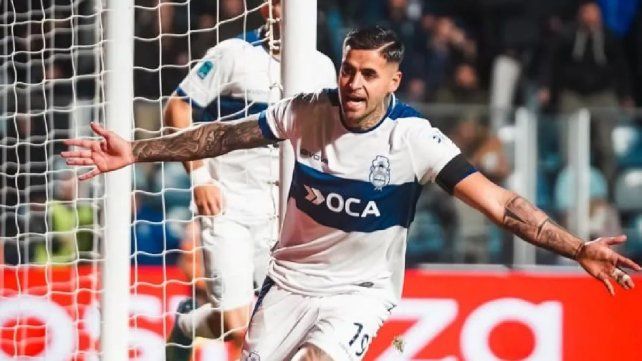 Gimnasia (LP) ganó sobre el final y se subió a la cima de la Zona B.
