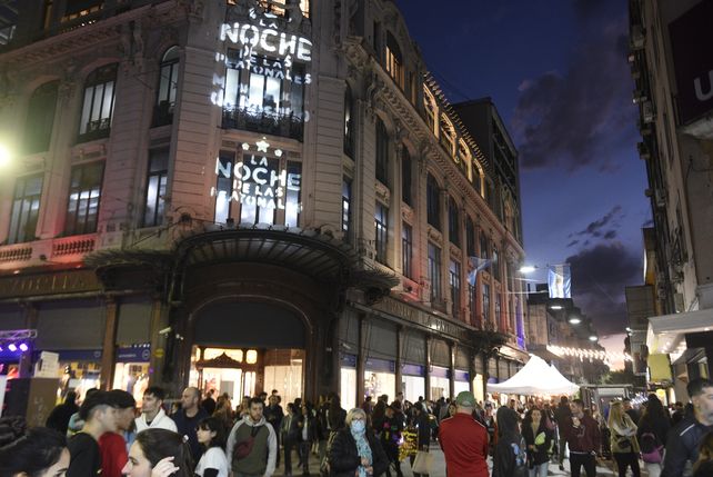 La cantidad de personas que participaron de Noche de las Peatonales también se incrementó