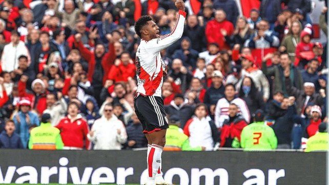River Plate y Lanús empataron 2-2 en el Monumental en un partidazo.