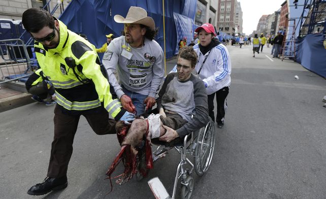 Son tres los muertos en Boston y confirman una tercera explosión