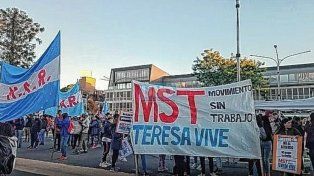 En Paraná las organizaciones sociales concentrarán en plaza Mansilla.