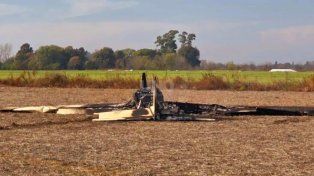La avioneta incendiada en la localidad bonaerense de Pergamino