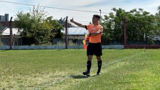 Liga Paranaense: suspendieron Palermo-Neuquen por la agresión al árbitro Rodrigo Aldana