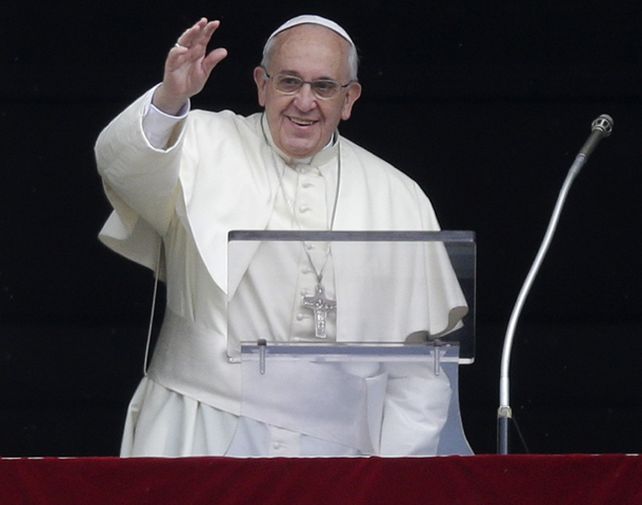 El Papa dio su mensaje desde la ventana del Vaticano.