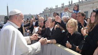 Un representante de Santa Fe ante el Papa, en Roma