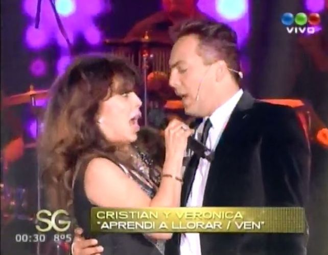 Cristian Castro cantó junto a su mamá en el programa de Susana