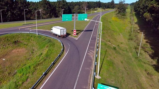 Caminos del Río Uruguay incumplió las mejoras