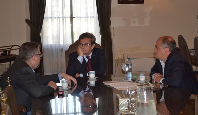 Simoniello se reunió con el rector de la UNL Simoniello se reunió con el rector de la UNL