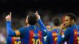 Festejo clásico. La Pulga anotó el segundo tanto para su equipo con complicidad del uno.