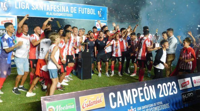 Colón de San Justo se consagró campeón del Torneo Clausura Alberto Garau.
