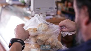Buscan mantener a raya el valor de venta del pan en panaderías.