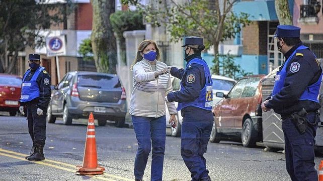 Empezaron los controles para hacer cumplir el confinamiento