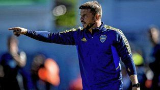 Herrón toca poco en Boca para recibir a Lanús por los playoffs