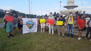 Riacho Santa Fe: protesta y manifestación en defensa de la costa