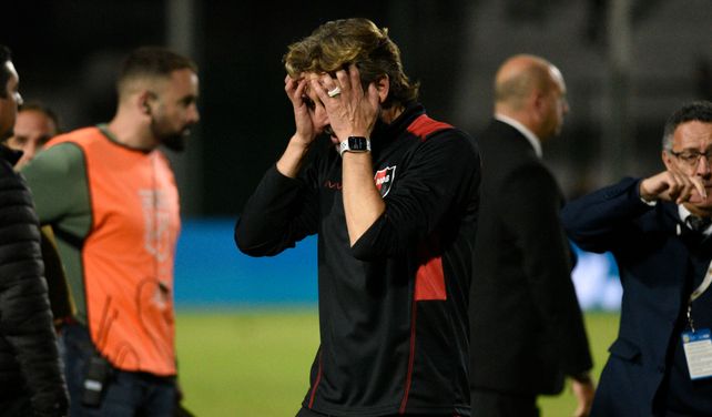Gabriel Heinze se fue con cierto conformismo del estadio Eva Perón. Valoró la entrega y el sacrificio de sus dirigidos.