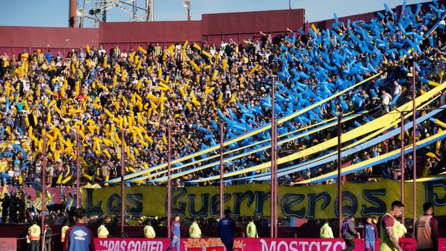 Los hinchas de Central agotaron las 6.500 localidades que Lanús puso a disposición. De yapa festejaron un triunfo.