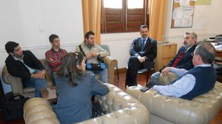 Galassi y Schneider recibieron a representantes del Instituto Nº 12