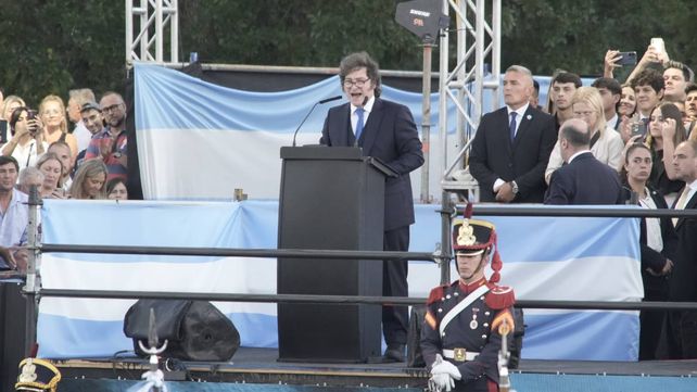 Javier Milei fue el único horador del acto en San Lorenzo