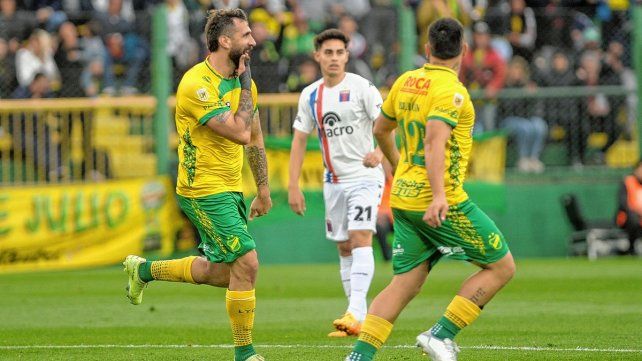 Lucas Pratto deja Defensa para sumarse a Olimpia.