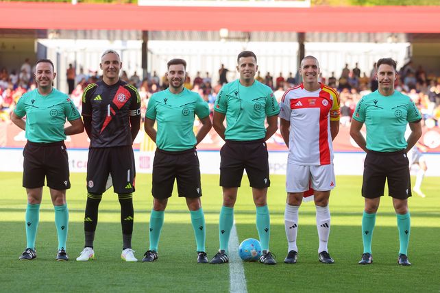 Navas comenzó como titular