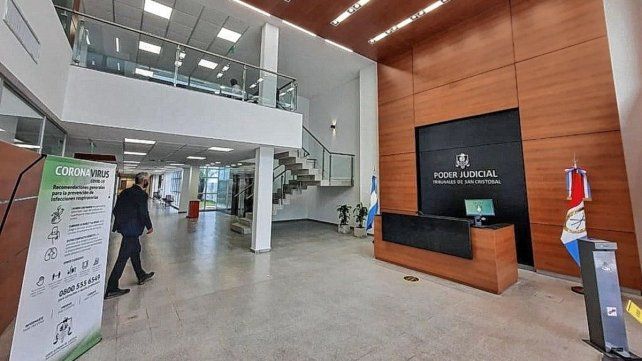 Los tribunales de San Cristóbal serán escenario este viernes de un hecho histórico al realizarse el primer sorteo de un jurado popular Los tribunales de San Cristóbal serán escenario este viernes de un hecho histórico al realizarse el primer sorteo de un jurado popular