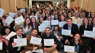 El Ministerio de Salud de Entre Ríos hizo un acto de colación de Residencias en Salud con las especializaciones de 75 profesionales del periodo&nbsp; 2020 - 2024