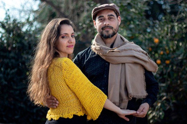 El dúo rosarino Ñapindá está integrado por Caro Lorenzatti y Diego Sanvido.