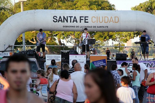 Con un gran Sorteo Navideño finalizó la campaña Santa Fe de Compras