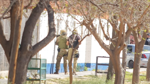 Equipos especiales de la Policía de Mendoza intervinieron para negociar con la adolescente
