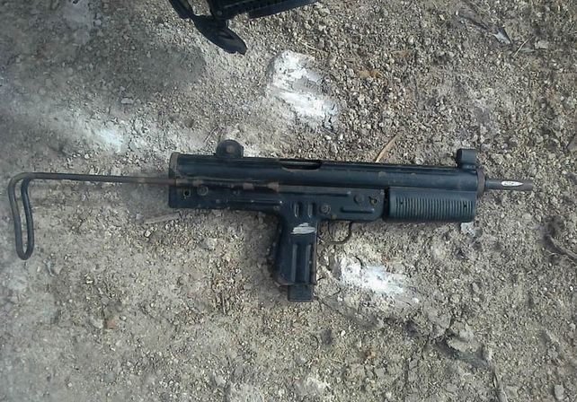 Policías de Paraná fueron atacados con una ametralladora