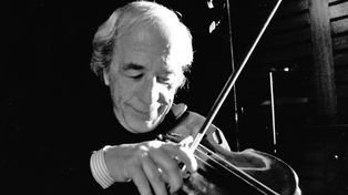El violinista que pintó su aldea