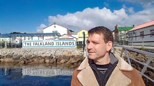 Un argentino quiso llevarse una munición de Malvinas