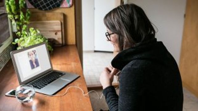 Solo el 30% de las obras sociales acepta brindar cobertura de psicoterapia on line