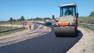 Desde el 17º Distrito Entre Ríos de Vialidad Nacional se pidió circular con precaución por bacheos en la ruta 18 a la altura de San Salvador&nbsp;