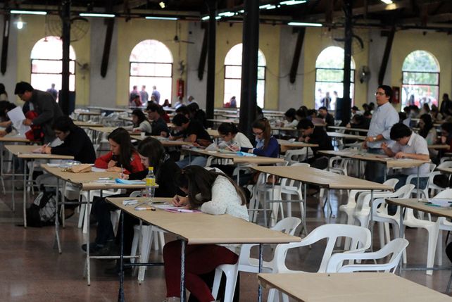 Más de 300 médicos de Santa Fe en el concurso unificado nacional de residencias médicas