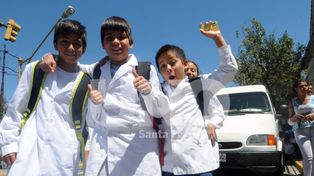Con ilusión y felicidad, los chicos regresaron esta mañana a la escuela