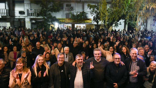 El encuentro previo al Día de la Lealtad se realizó en Sarmiento al 1700.