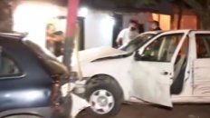 Robaron un auto, chocaron y sus familiares los defendieron de la Policía a los tiros Robaron un auto, chocaron y sus familiares los defendieron de la Policía a los tiros