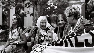 Madres y Abuelas de Plaza de Mayo un símbolo que se plasmó en las calles de Rosario.&nbsp;